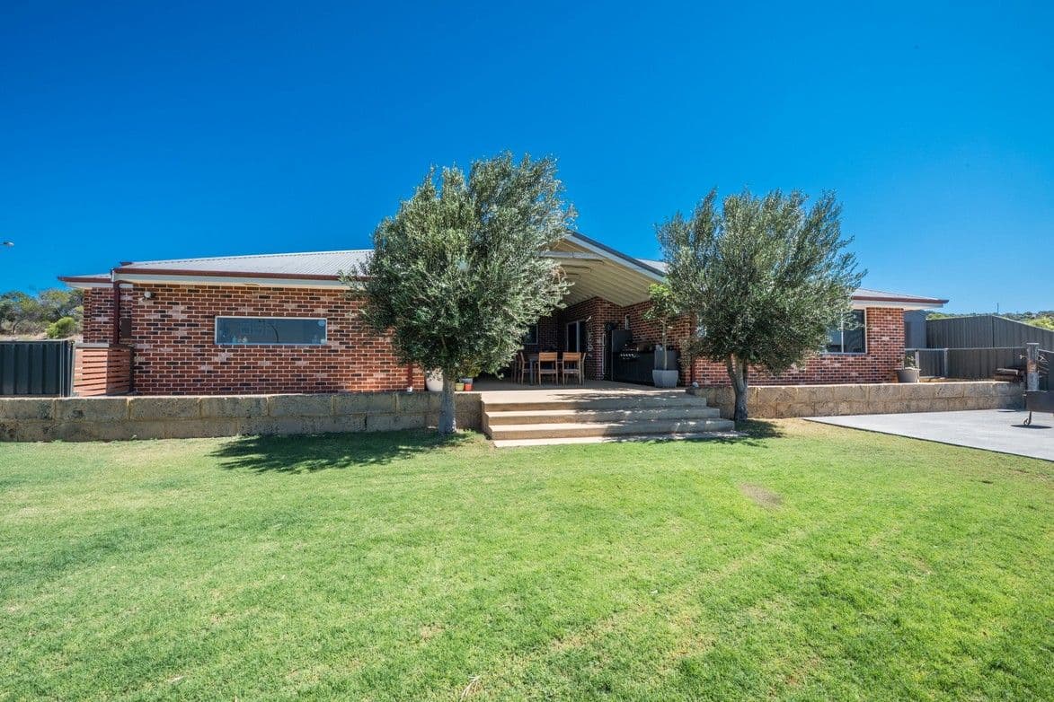39 Emily Way, Dongara WA 6525, Dongara - Thumbnail 4