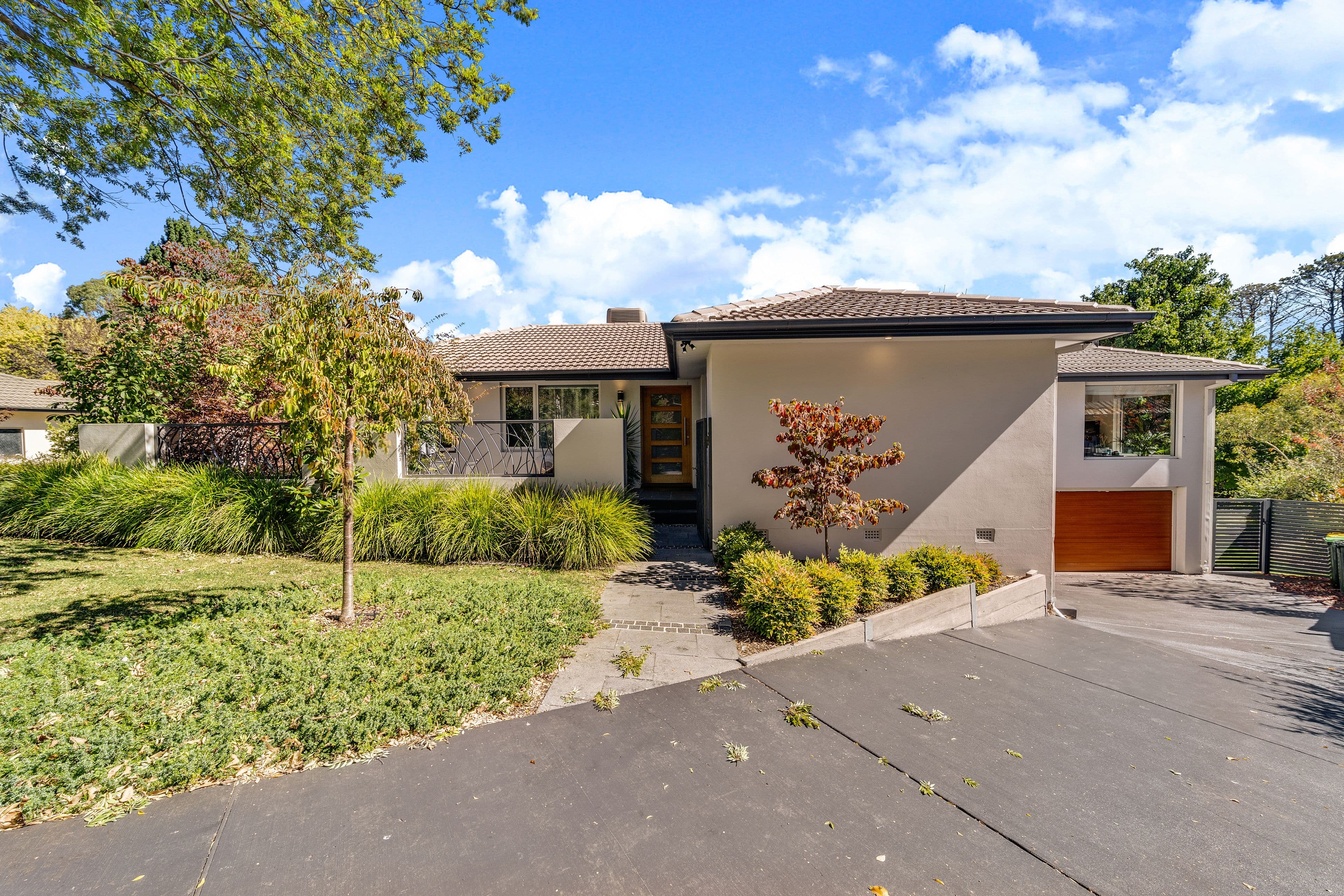 9 Ogilvie Place, Garran ACT 2605, Garran - Image 1