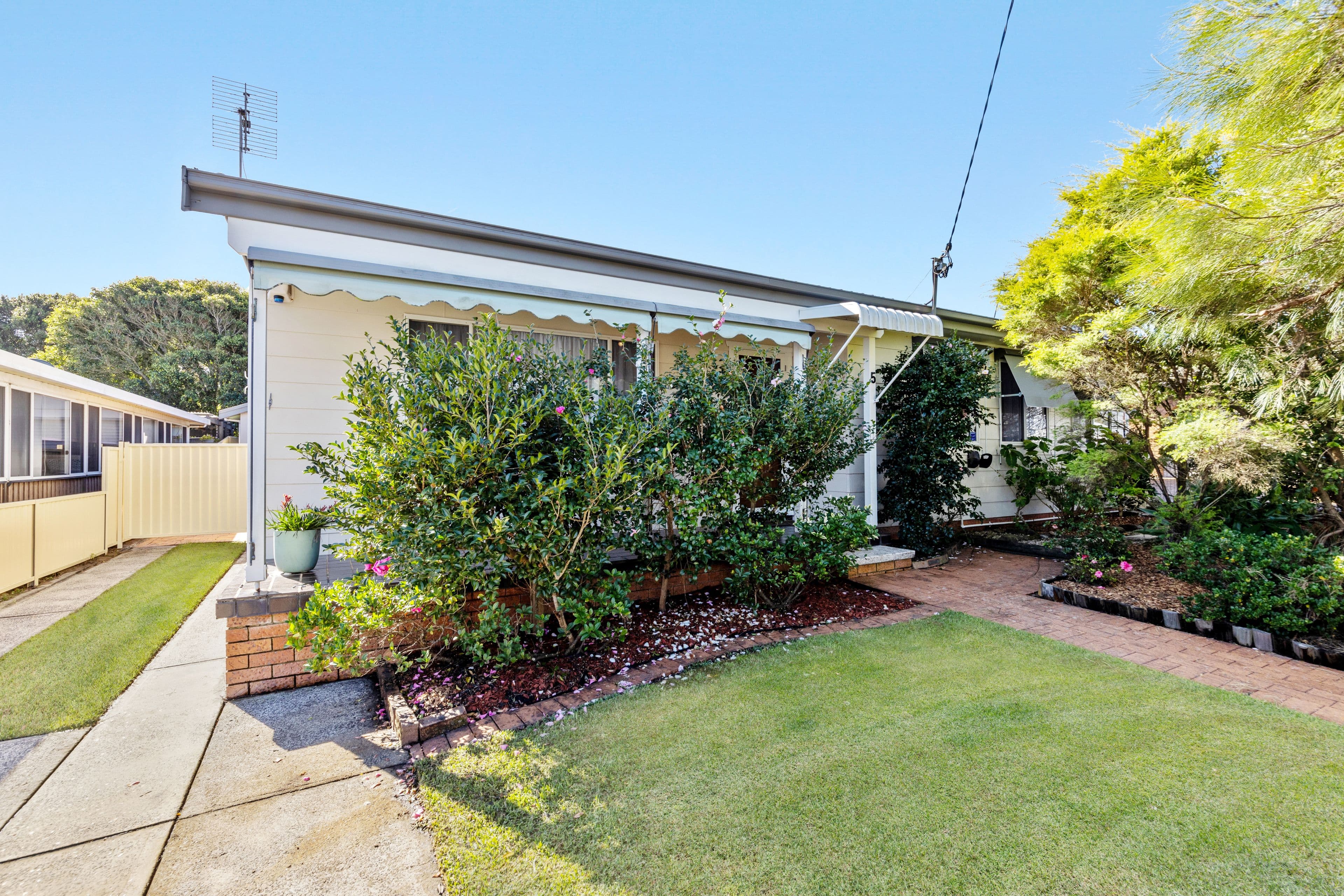 5 Ahina Avenue, Halekulani NSW 2262, Halekulani - Thumbnail 2