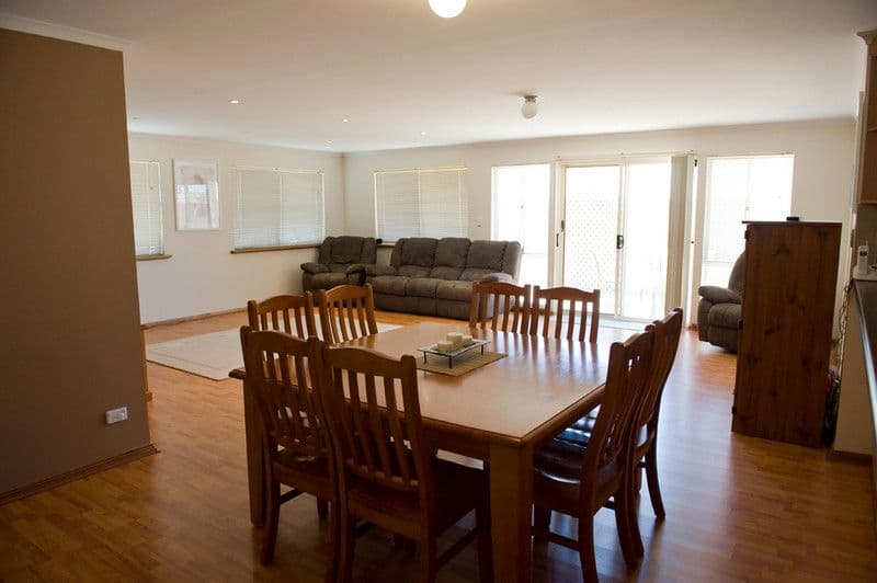 1 Kingston Circuit, SEAFORD RISE SA 5169, Seaford Rise - Thumbnail 5