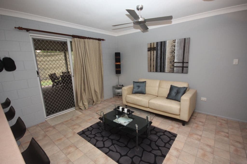 19 Bowling Green Street, BRANDON QLD 4808, Brandon - Thumbnail 3