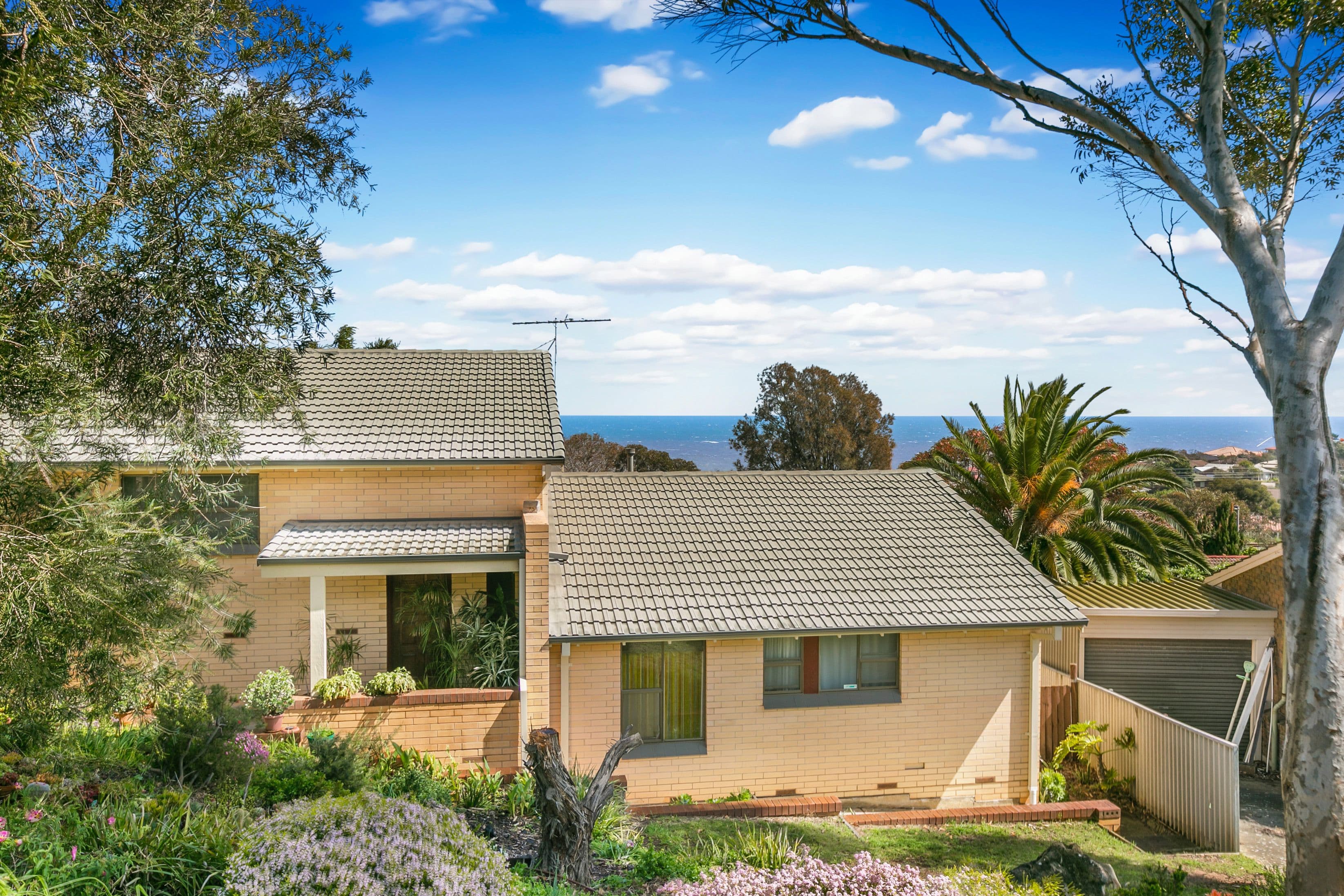 15 Ingomar Court, Hallett Cove SA 5158, Hallett Cove - Thumbnail 2