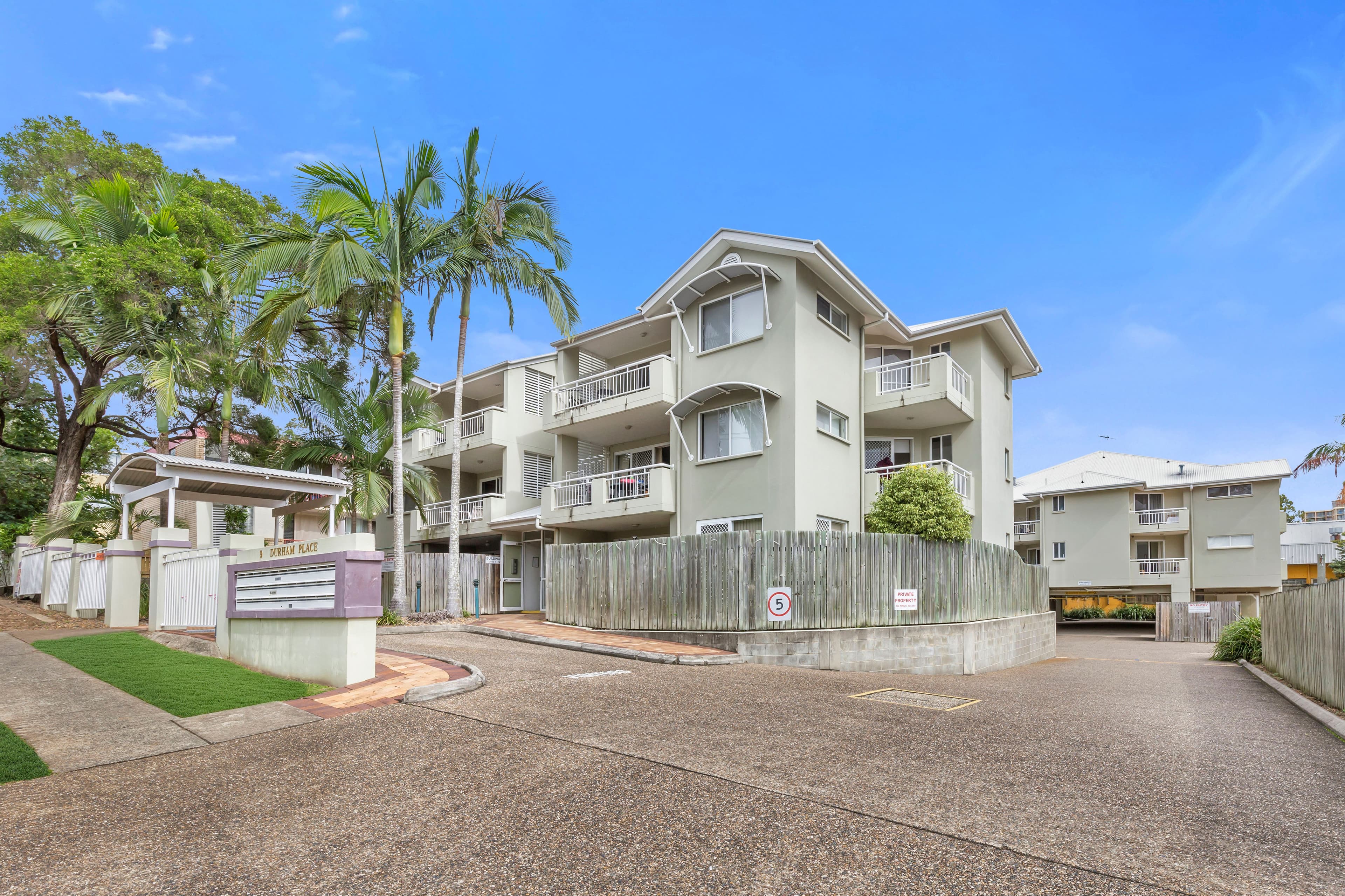 9 Durham Street, St Lucia QLD 4067, St Lucia - Thumbnail 5