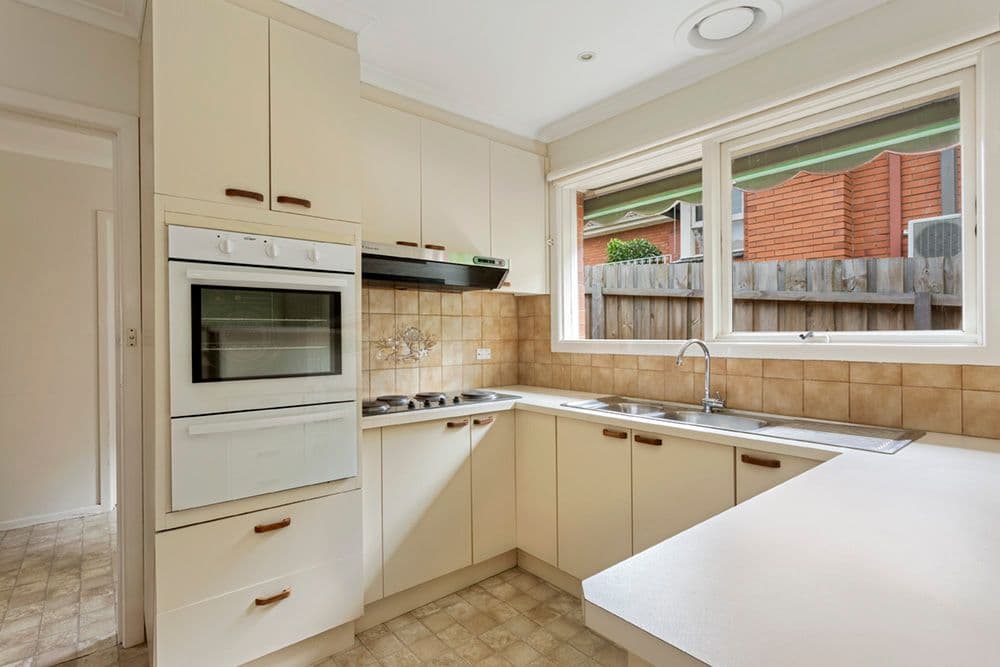 16 Peter Street, Doncaster East VIC 3109, Doncaster East - Thumbnail 4