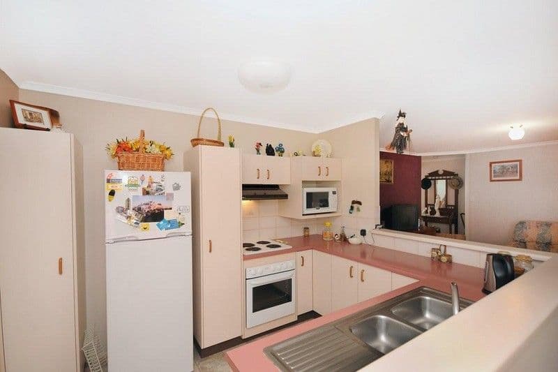 32 Danica Court, KEARNEYS SPRING QLD 4350, Kearneys Spring - Thumbnail 2