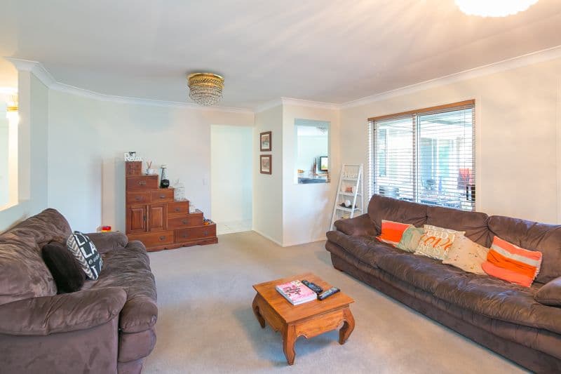 11 County Close, Parkwood QLD 4214, Parkwood - Thumbnail 2