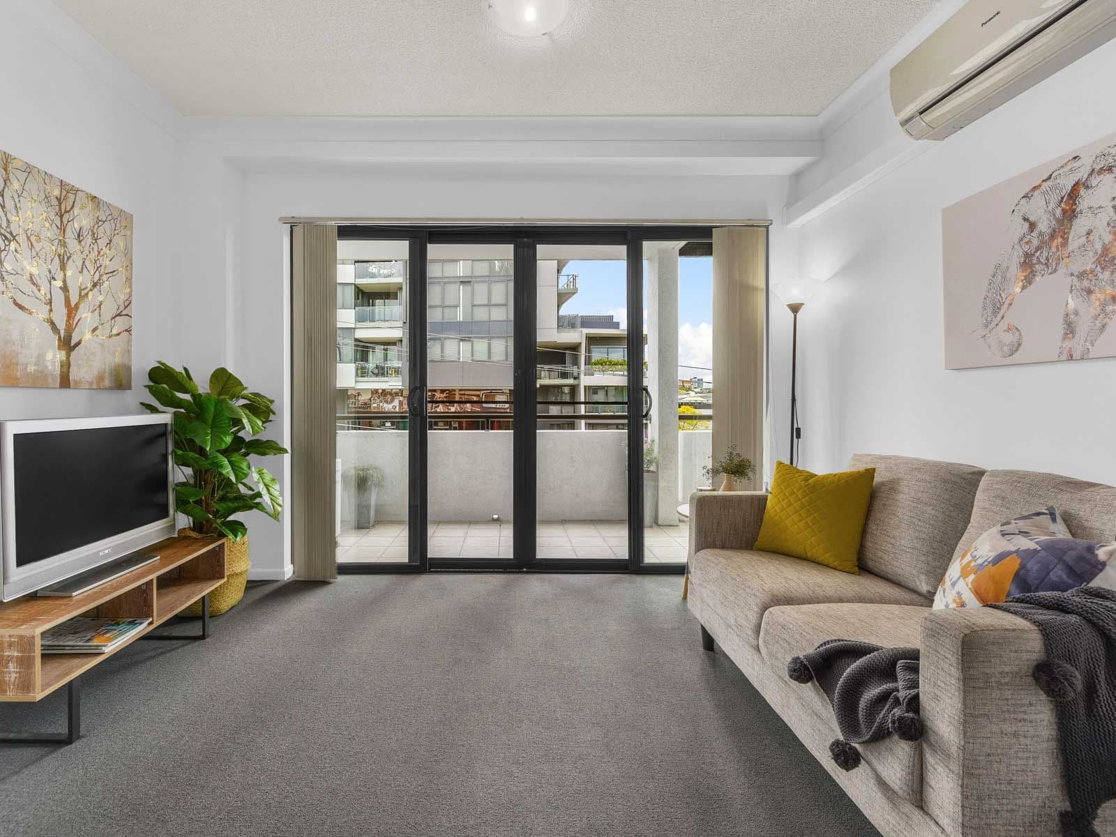 15 Kitchener Street, Coorparoo QLD 4151, Coorparoo - Thumbnail 3