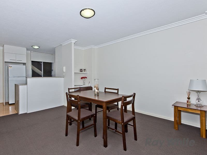 219 Tufnell Road, Banyo QLD 4014, Banyo - Thumbnail 4