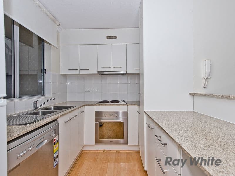 219 Tufnell Road, Banyo QLD 4014, Banyo - Thumbnail 6