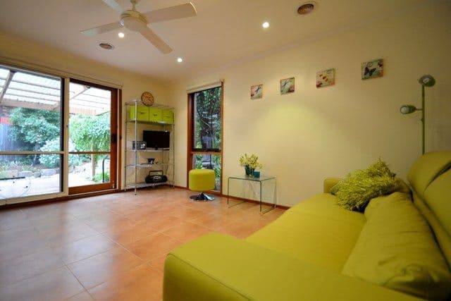 6 Gloucester Court, ELTHAM VIC 3095, Eltham - Thumbnail 5