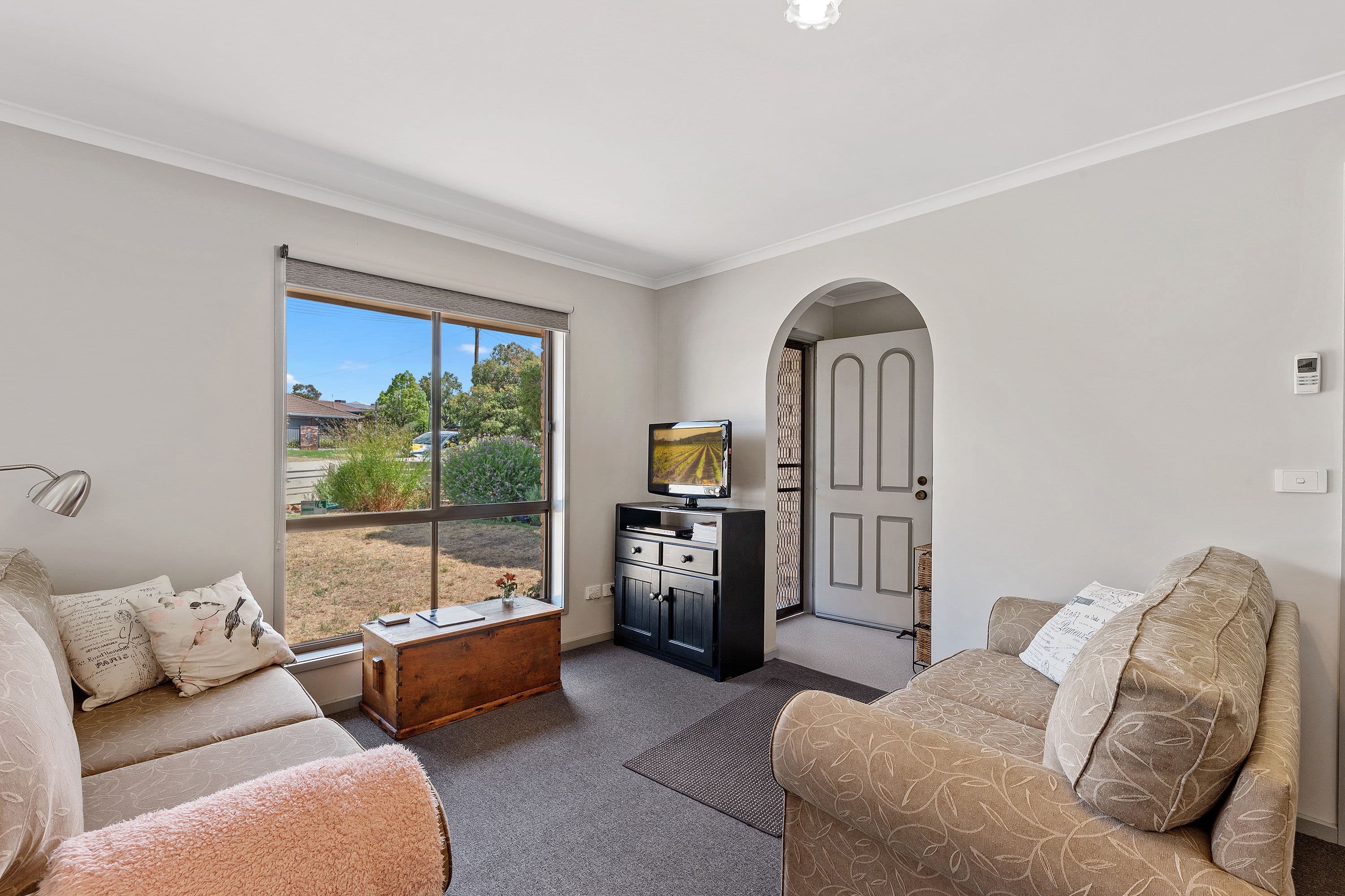 37 Arblaster Street, California Gully VIC 3556, California Gully - Thumbnail 6