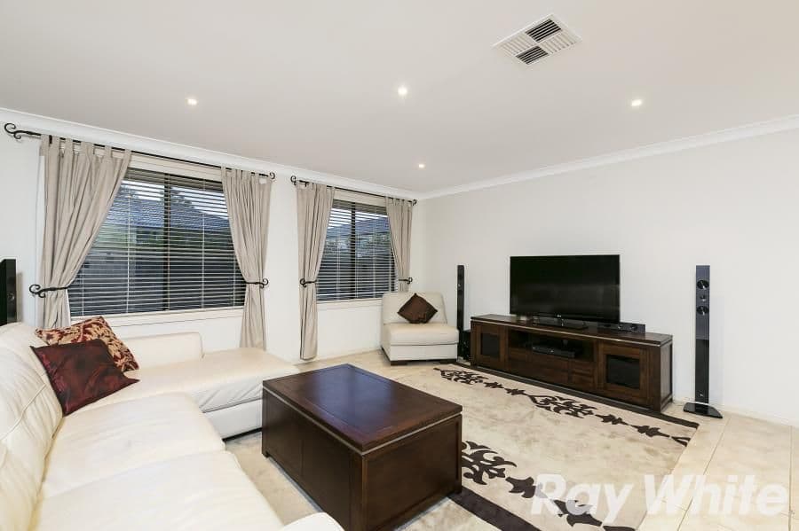 16 Morgan Place, BEAUMONT HILLS NSW 2155, Beaumont Hills - Thumbnail 4