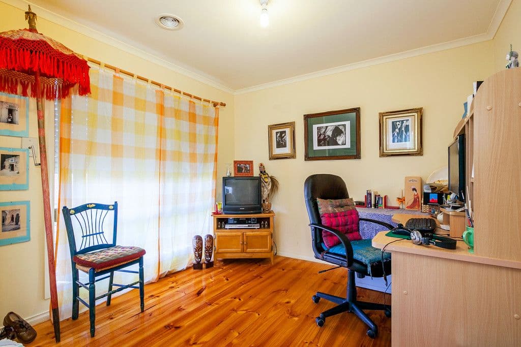 17 Cooper Street, EPPING VIC 3076, Epping - Thumbnail 4