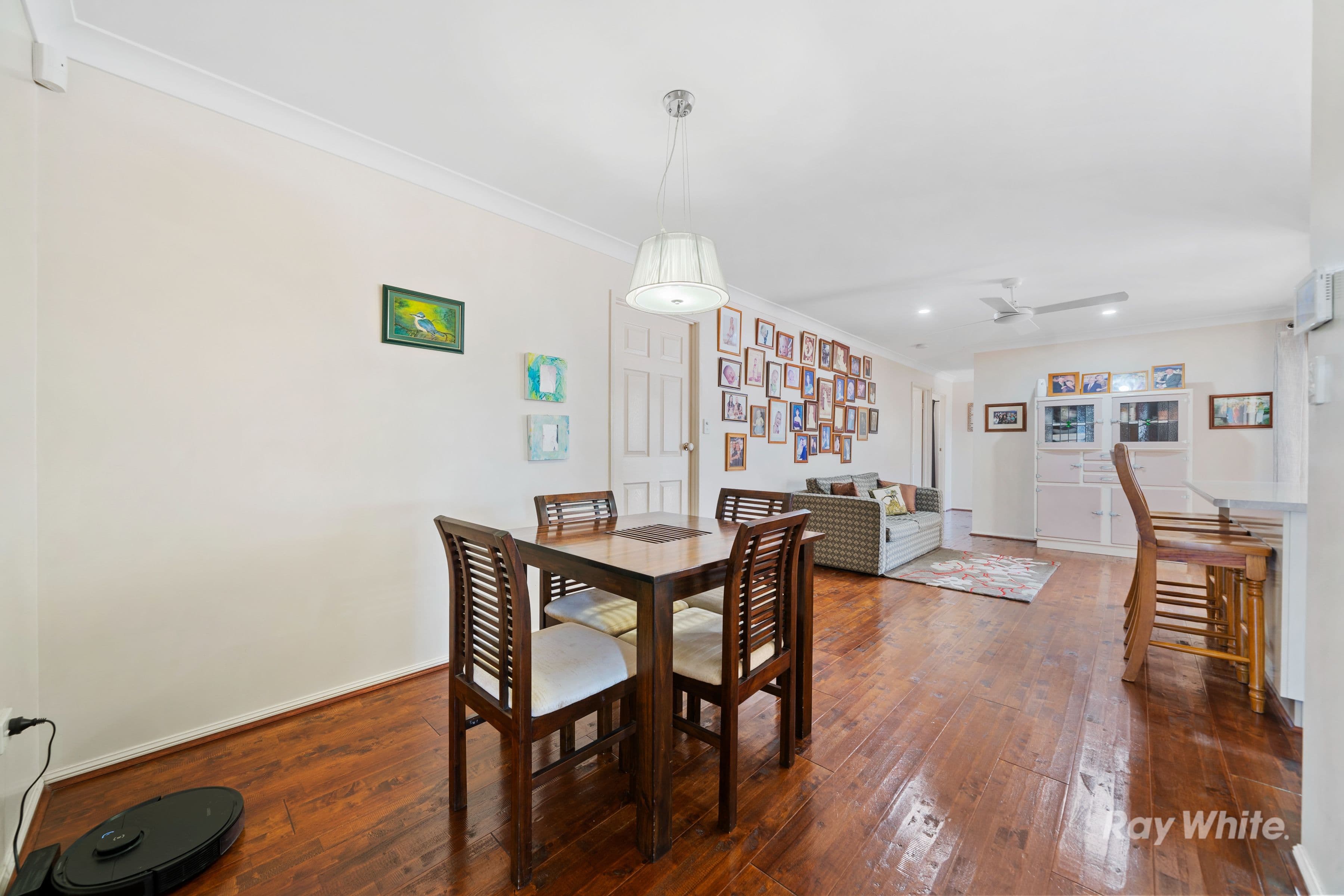 27 Robert Stanley Drive, Mount Warren Park QLD 4207, Mount Warren Park - Thumbnail 2
