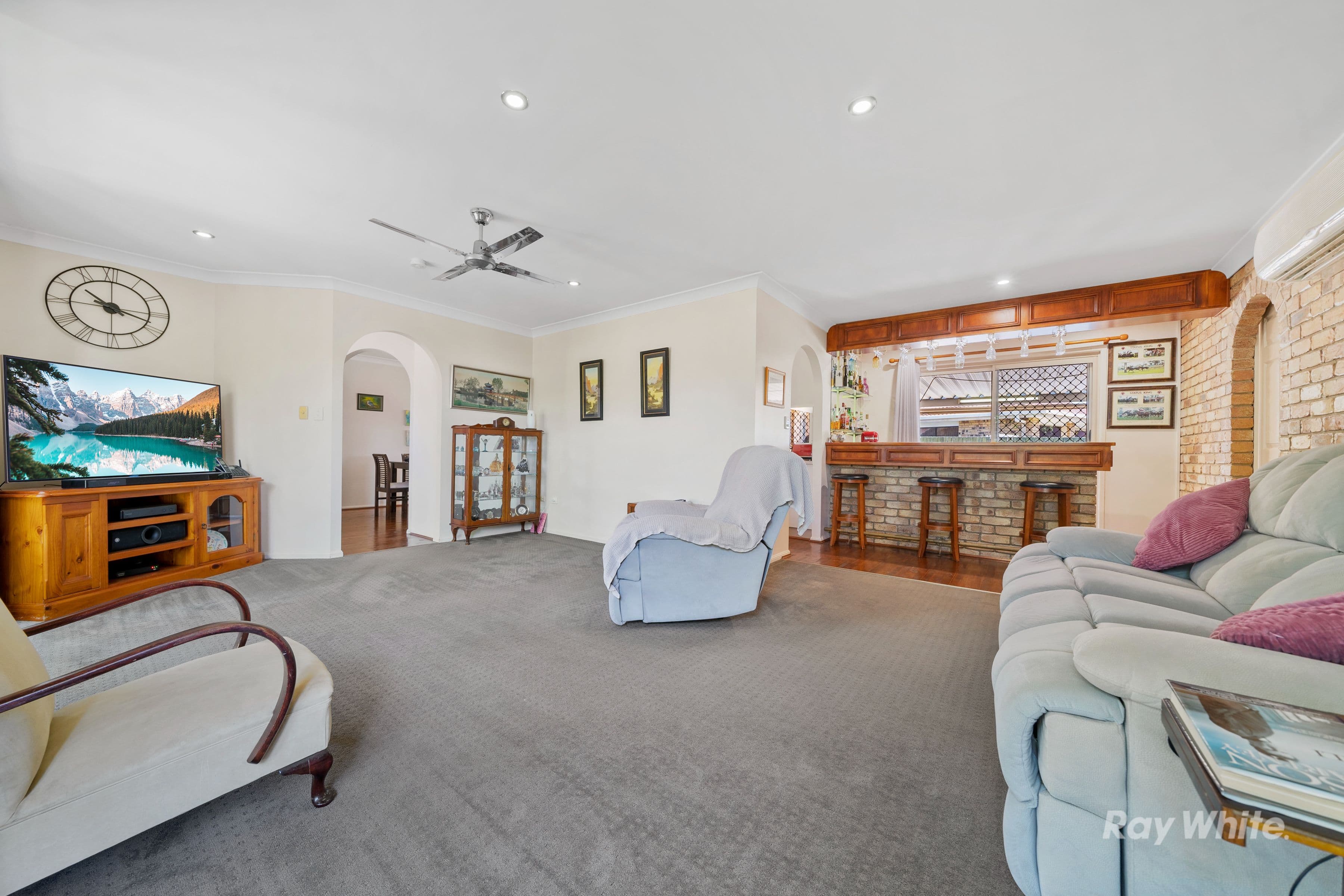 27 Robert Stanley Drive, Mount Warren Park QLD 4207, Mount Warren Park - Thumbnail 6
