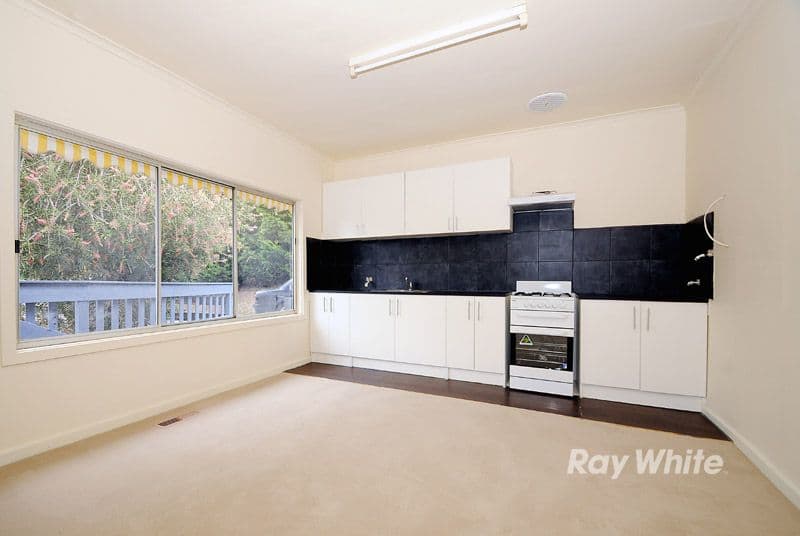 8 Milton Street, Ferntree Gully VIC 3156, Ferntree Gully - Thumbnail 4