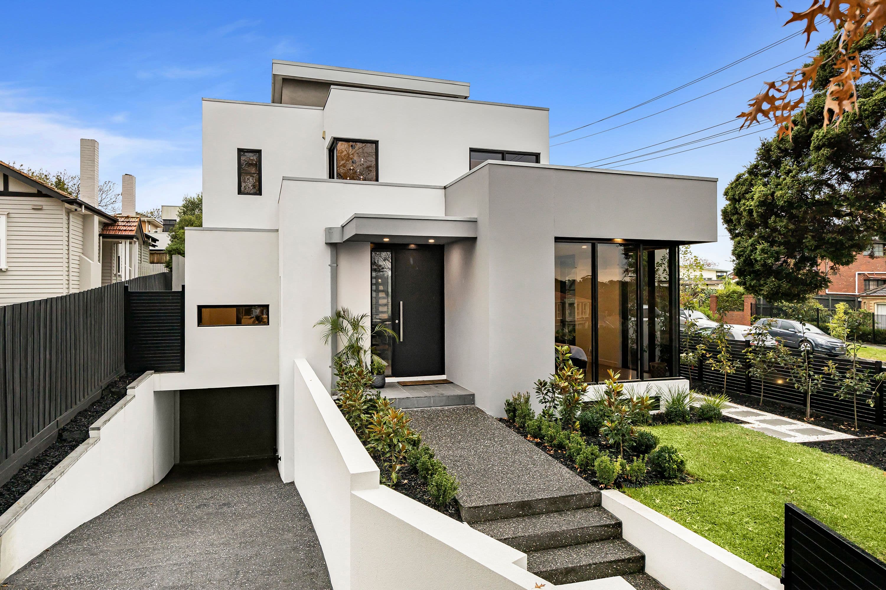 143 Willsmere Road, Kew VIC 3101, Kew - Thumbnail 2