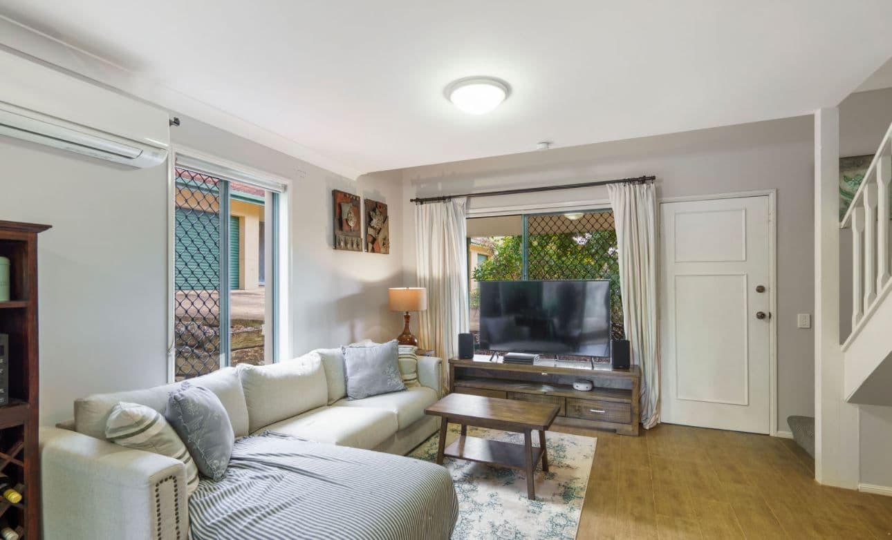 96 Marshall Road, Holland Park QLD 4121, Holland Park West - Thumbnail 3