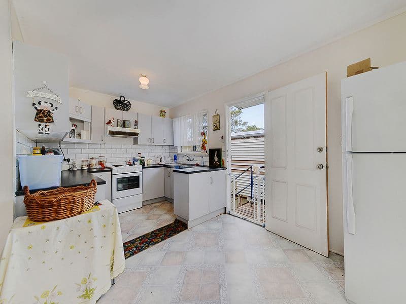 88 Pikett Street, CLONTARF QLD 4019, Clontarf - Thumbnail 4