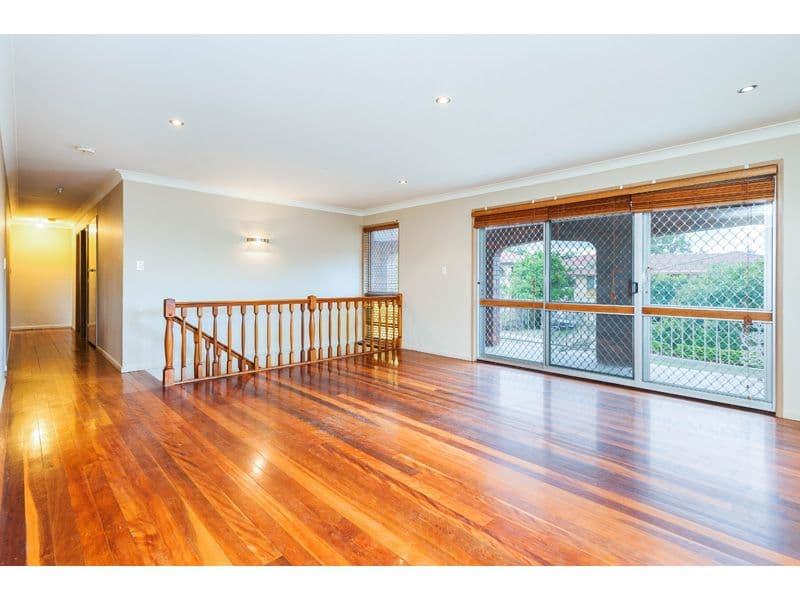 19 Martense Street, WISHART QLD 4122, Wishart - Thumbnail 2