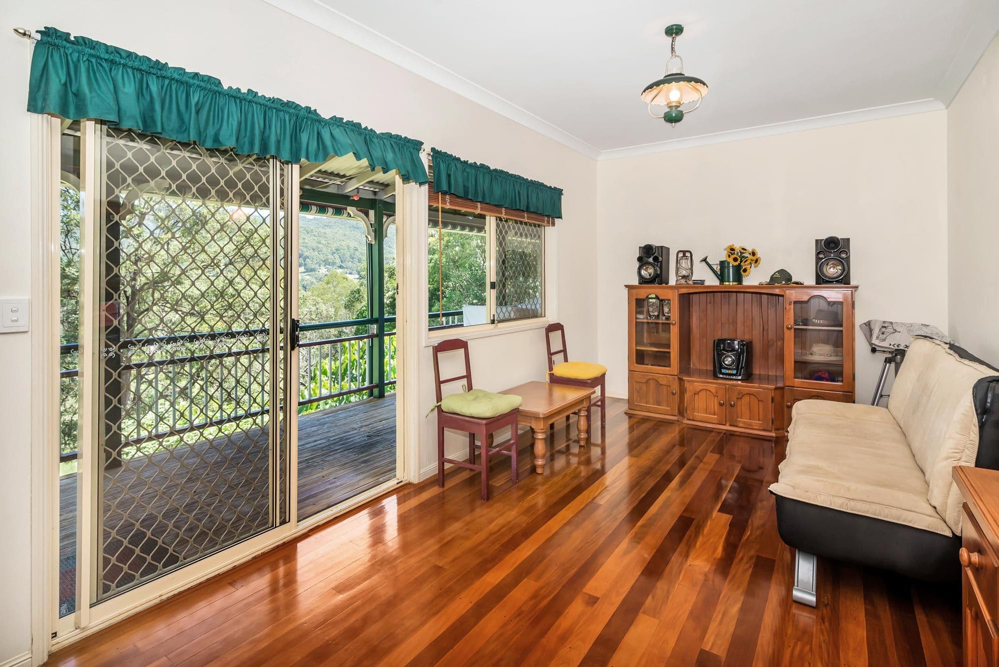 8 Glen Circuit, Clagiraba QLD 4211, Clagiraba - Thumbnail 5