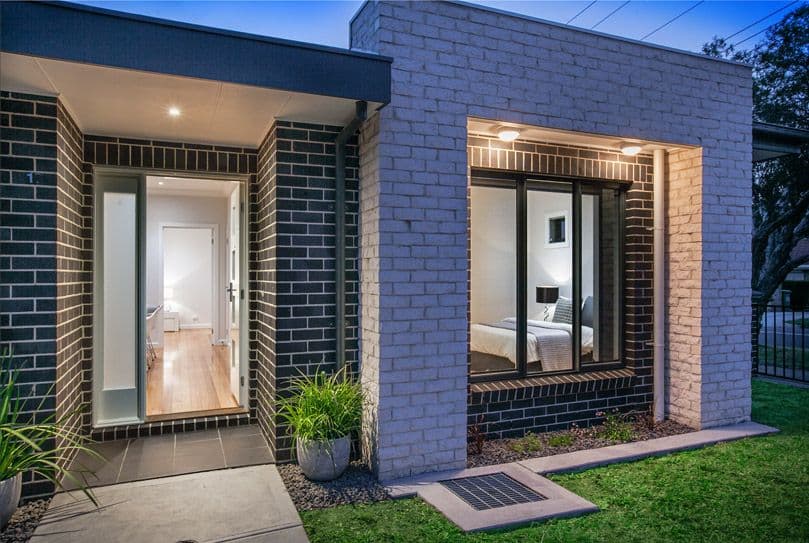 17 Whitby Street, Reservoir VIC 3073, Reservoir - Thumbnail 2
