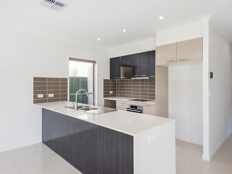 111 Myra Road, Salisbury QLD 4107, Salisbury - Thumbnail 2