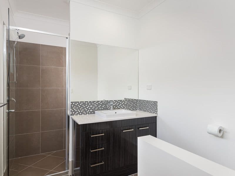 111 Myra Road, Salisbury QLD 4107, Salisbury - Thumbnail 5