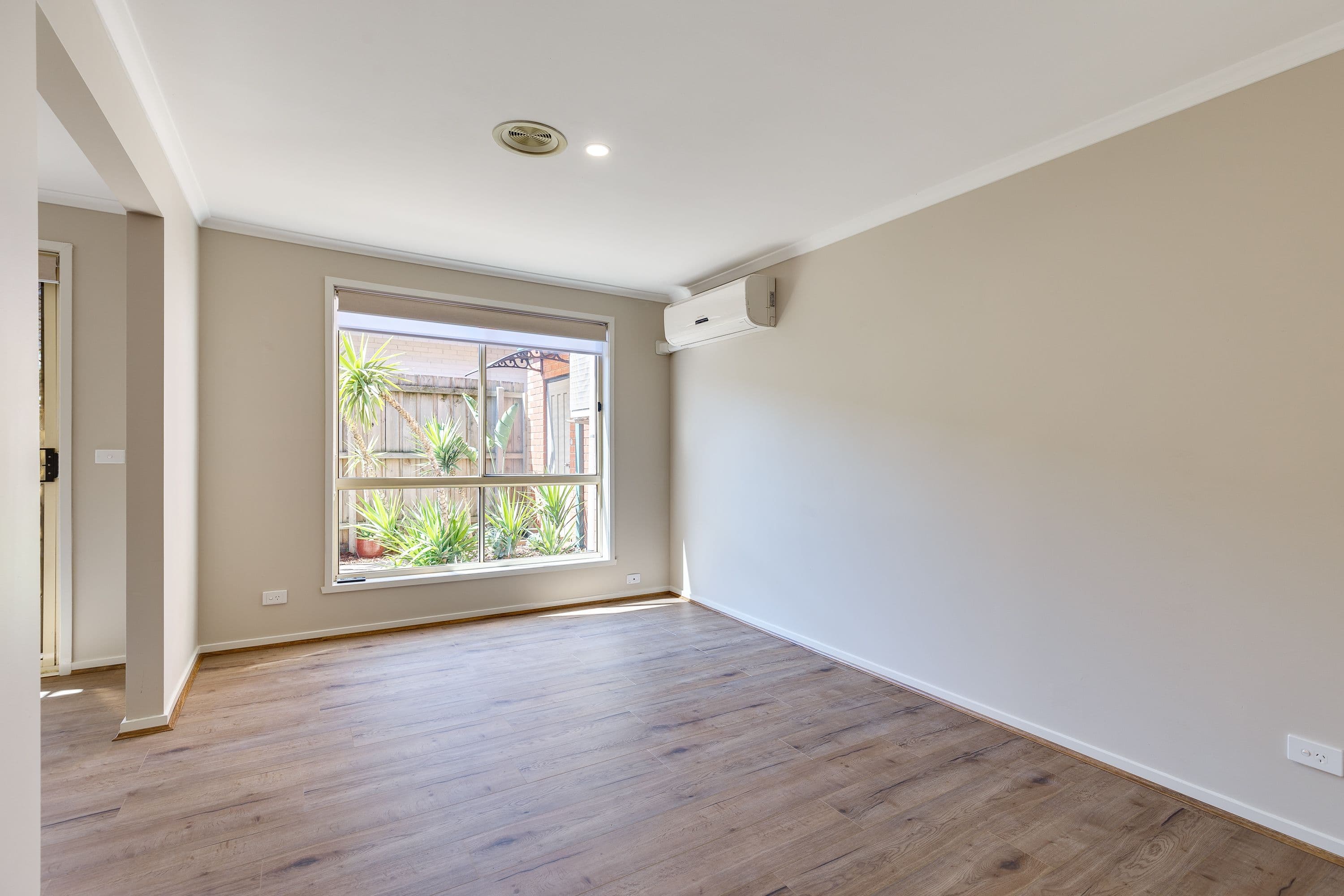 30 McFarlane Crescent, Epping VIC 3076, Epping - Thumbnail 3