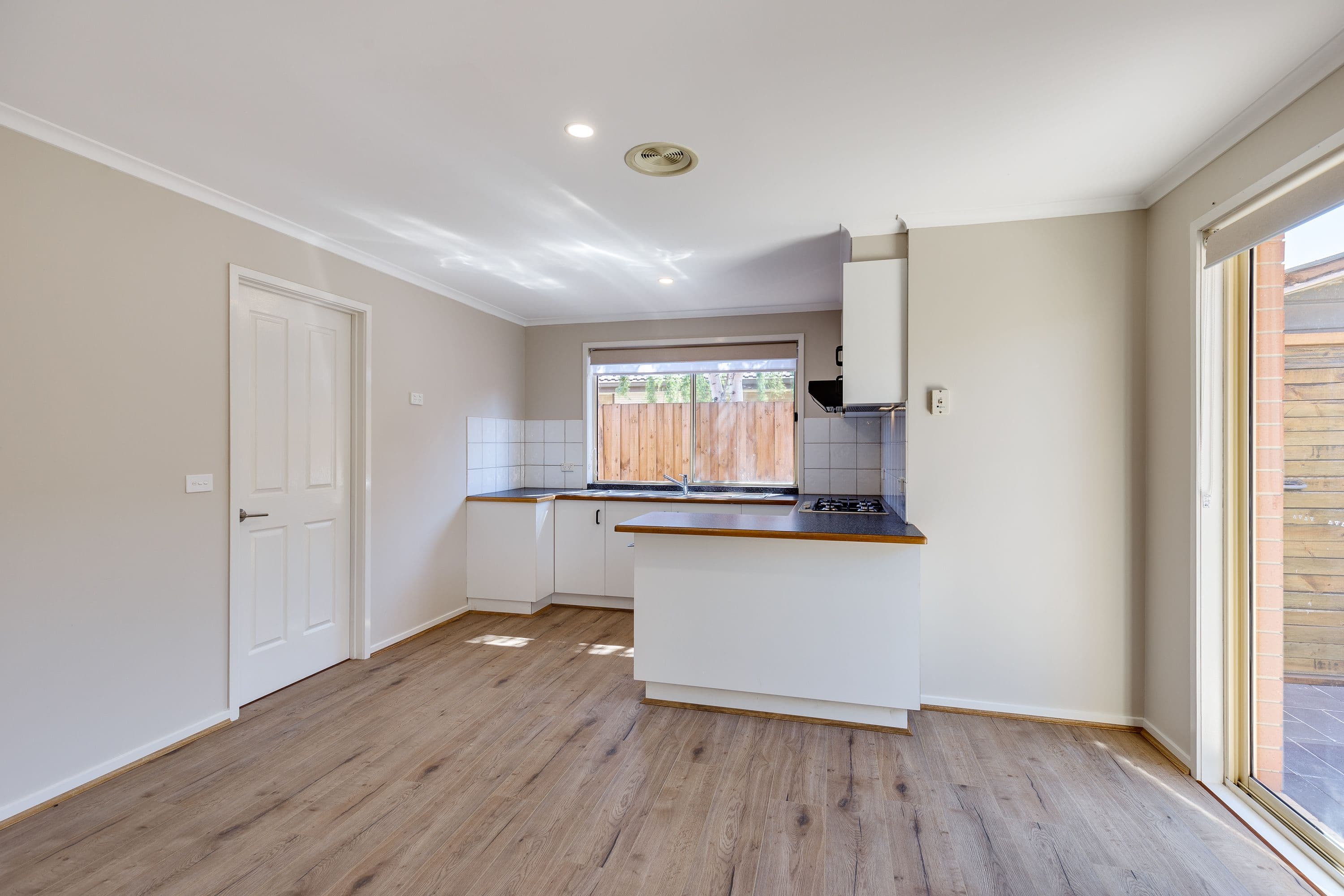 30 McFarlane Crescent, Epping VIC 3076, Epping - Thumbnail 4