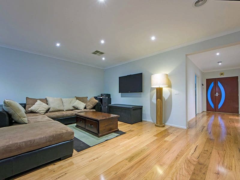 52 Crossway Avenue, Tarneit VIC 3029, Tarneit - Thumbnail 3