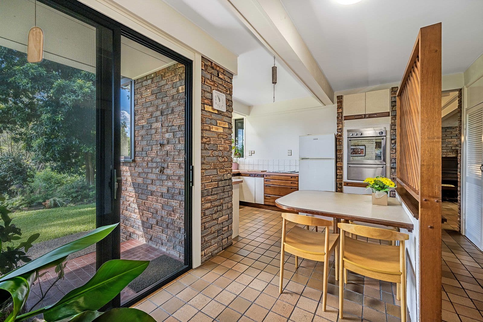 9 Rothesay Street, Kenmore QLD 4069, Kenmore - Thumbnail 8