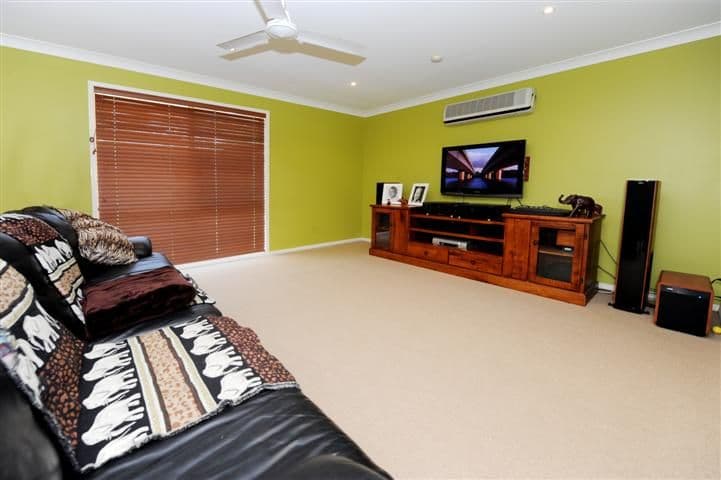 1  Deborah Street, GLADSTONE QLD 4680, Gladstone - Thumbnail 3