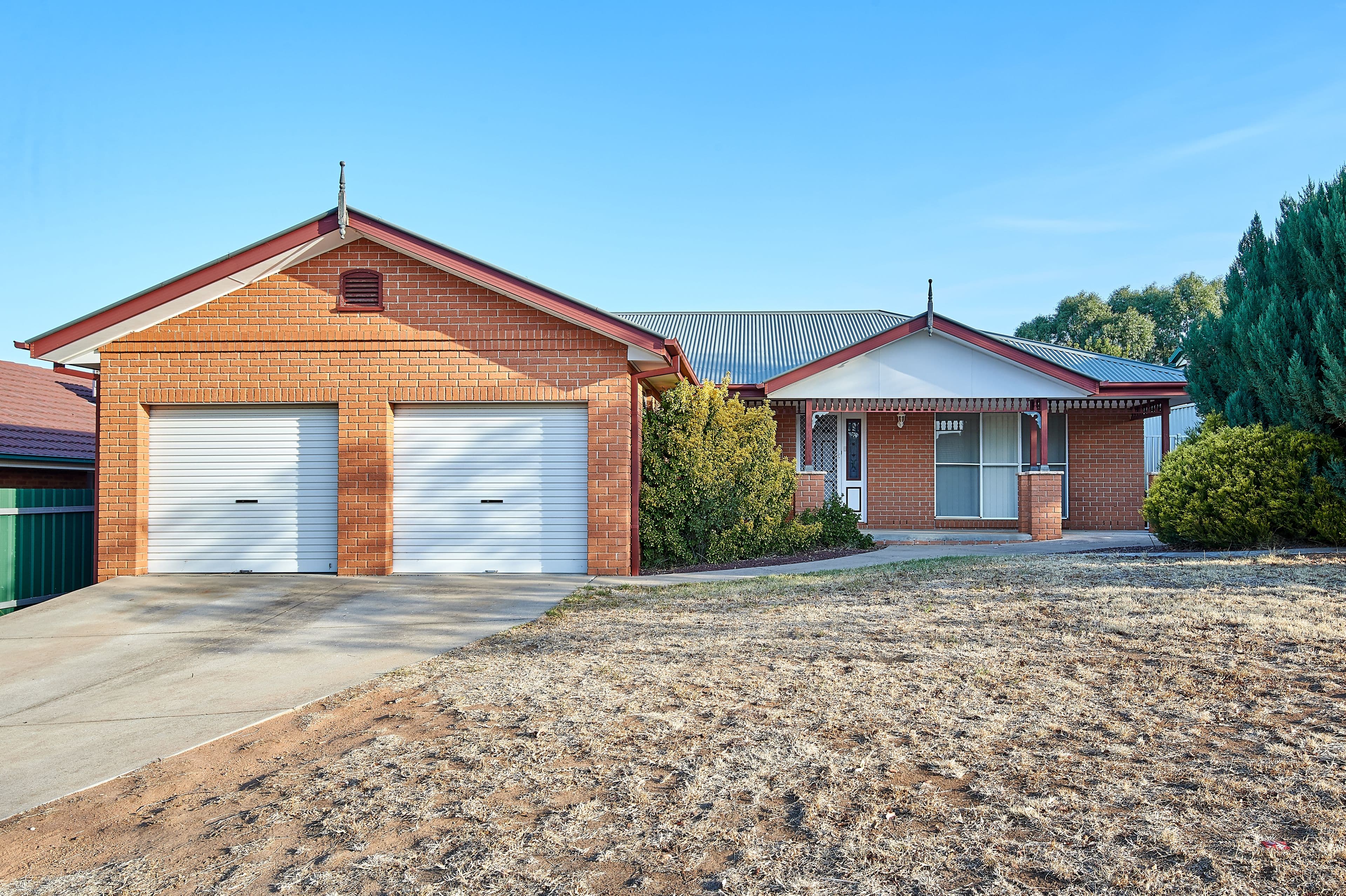 6 Mckeown Street, Estella - Image 1