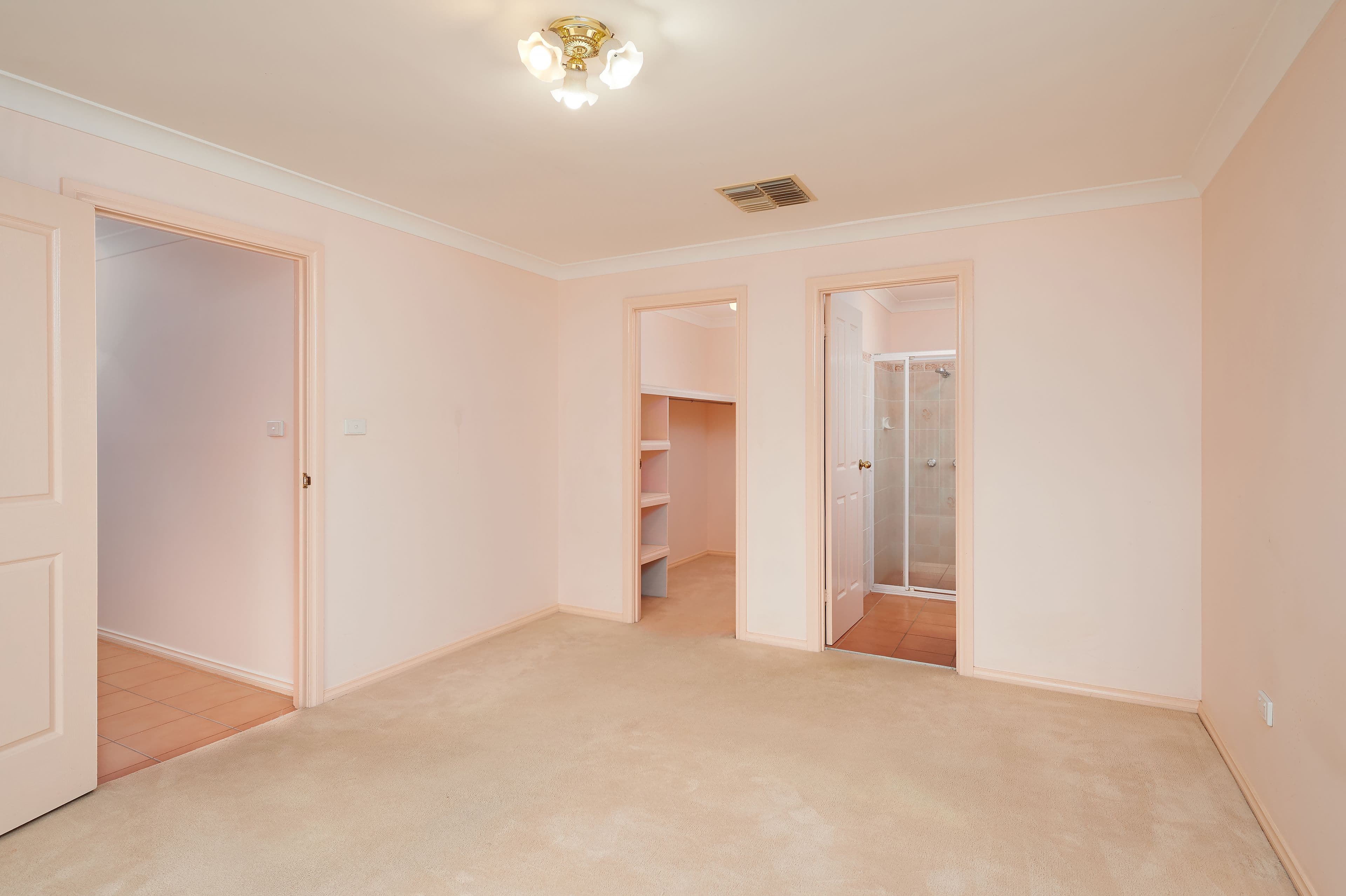 6 Mckeown Street, Estella - Thumbnail 3