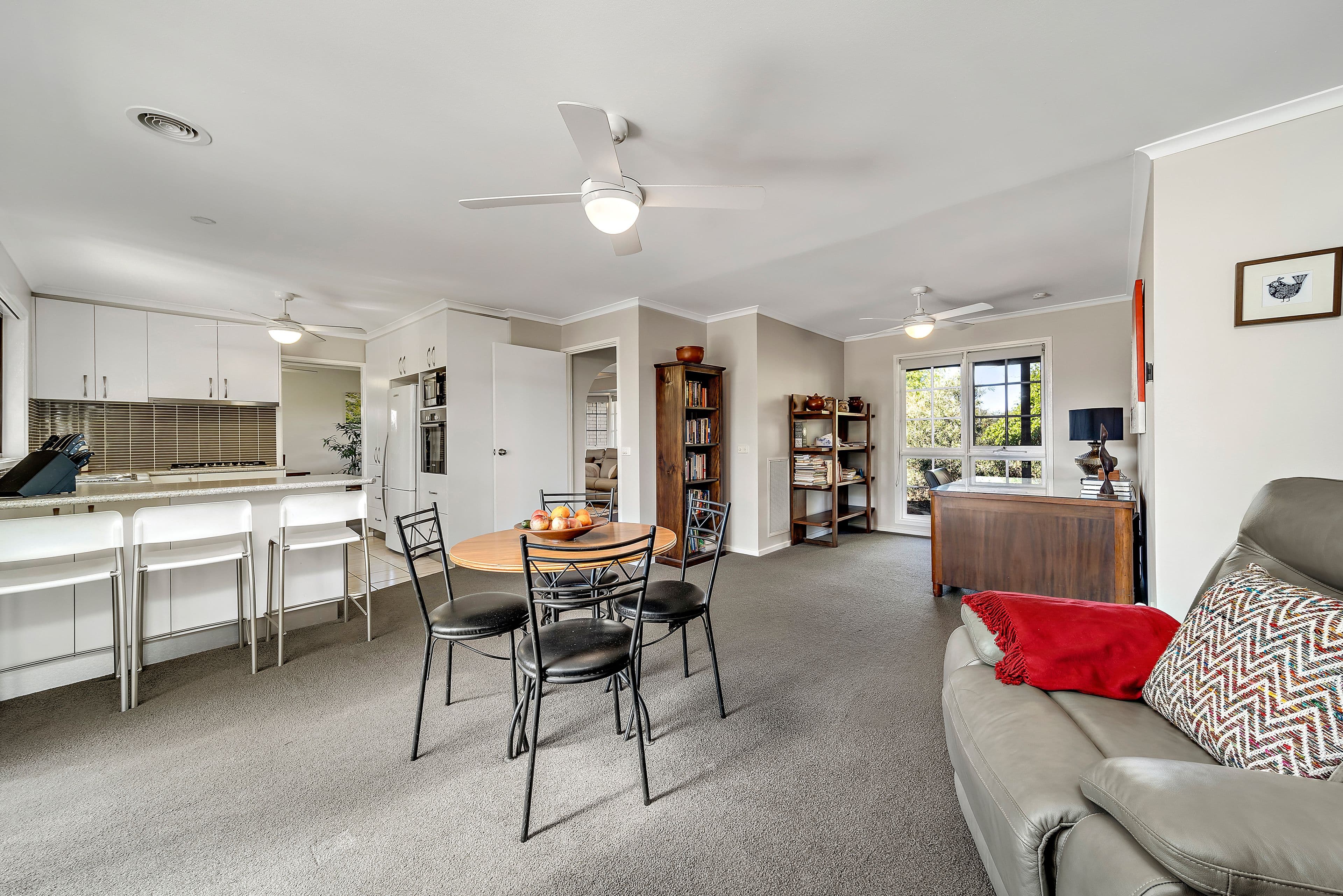 27 Challinor Crescent, Florey ACT 2615, Florey - Thumbnail 2