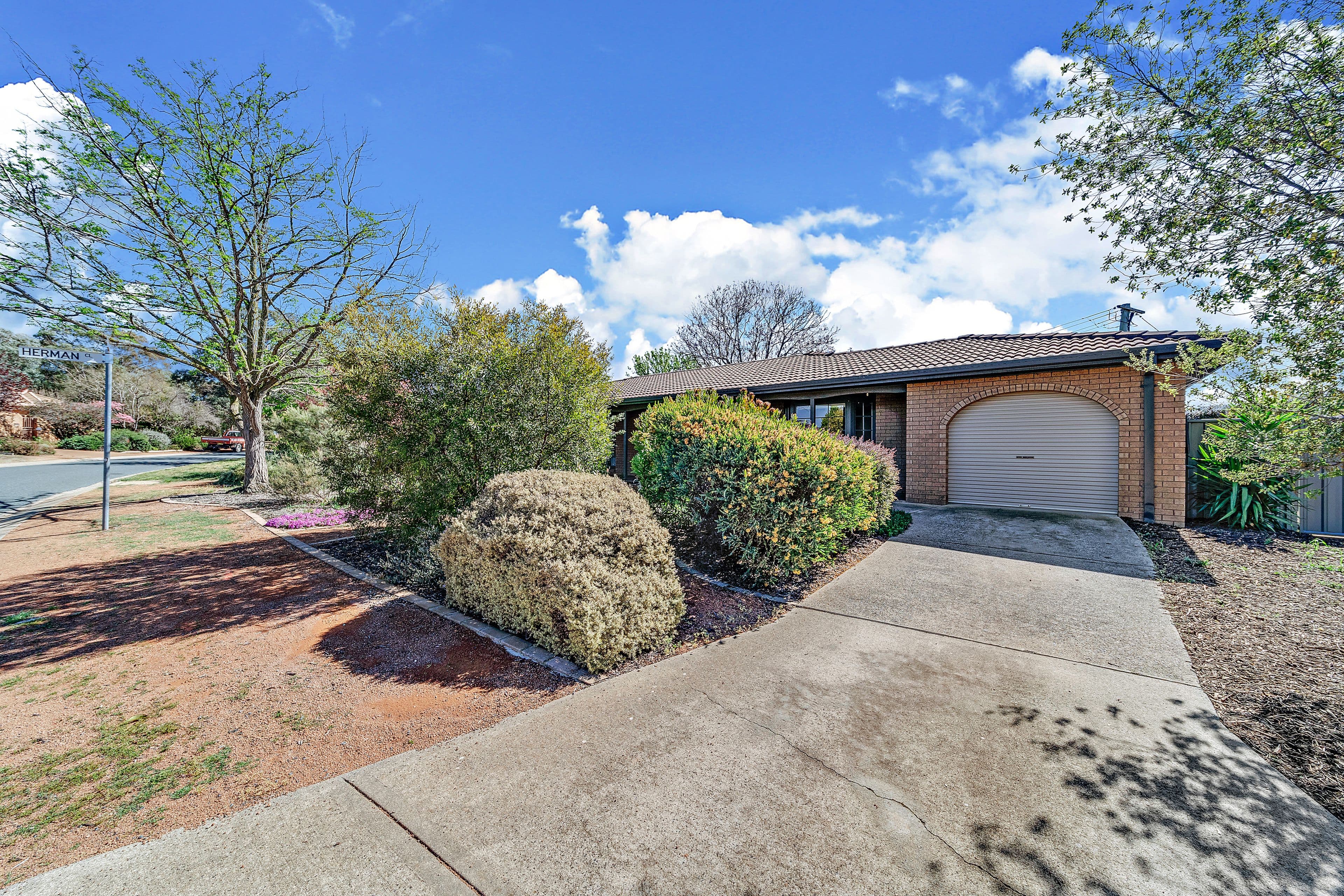 27 Challinor Crescent, Florey ACT 2615, Florey - Thumbnail 4