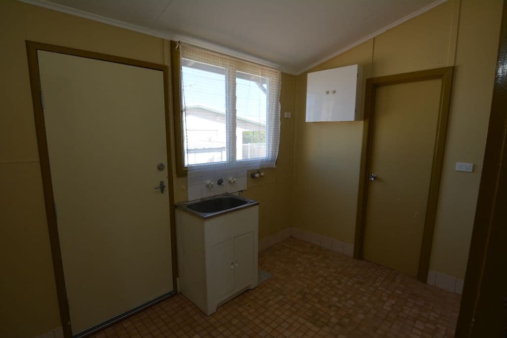 15 Pincombe Street, Carnarvon WA 6701, South Carnarvon - Thumbnail 5