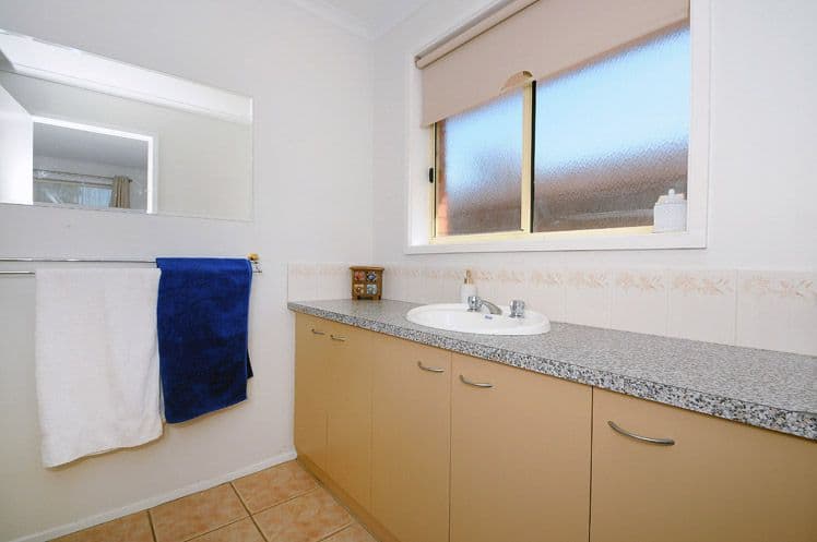 1 St Andrews Close, Carrum Downs VIC 3201, Carrum Downs - Thumbnail 7