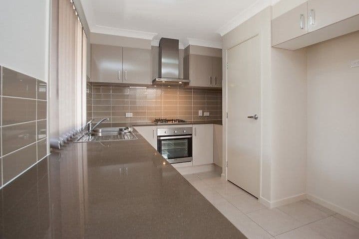 16 Shepherdson Street, Dakabin QLD 4503, Dakabin - Thumbnail 2