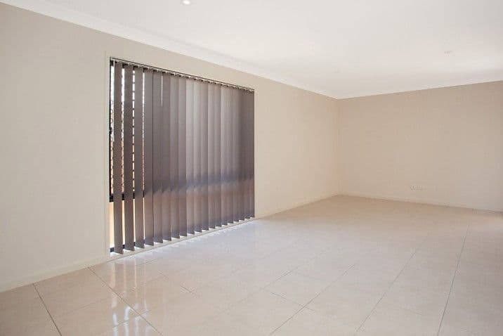 16 Shepherdson Street, Dakabin QLD 4503, Dakabin - Thumbnail 4