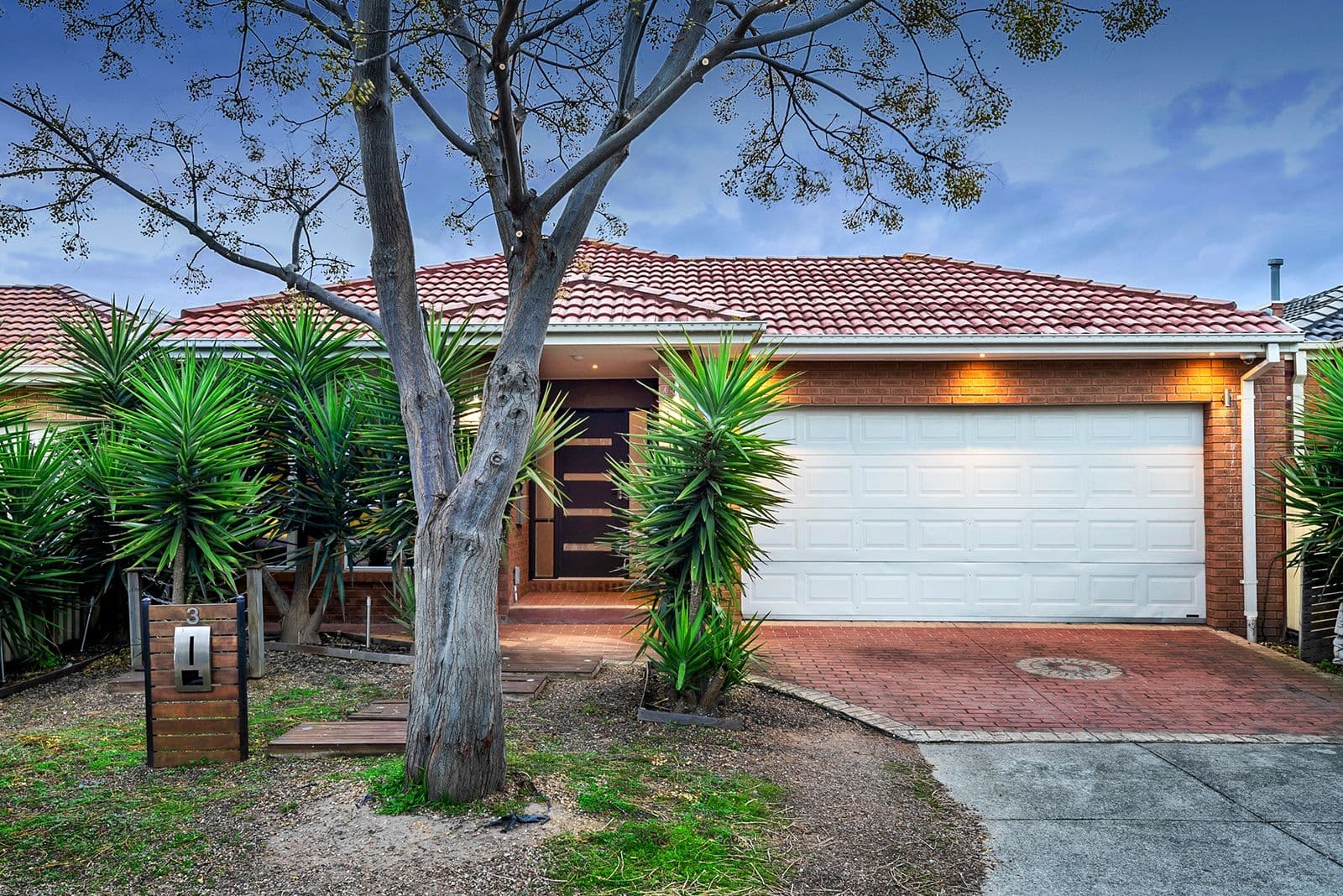 3 Brushwood Circuit, Roxburgh Park VIC 3064, Roxburgh Park - Image 1