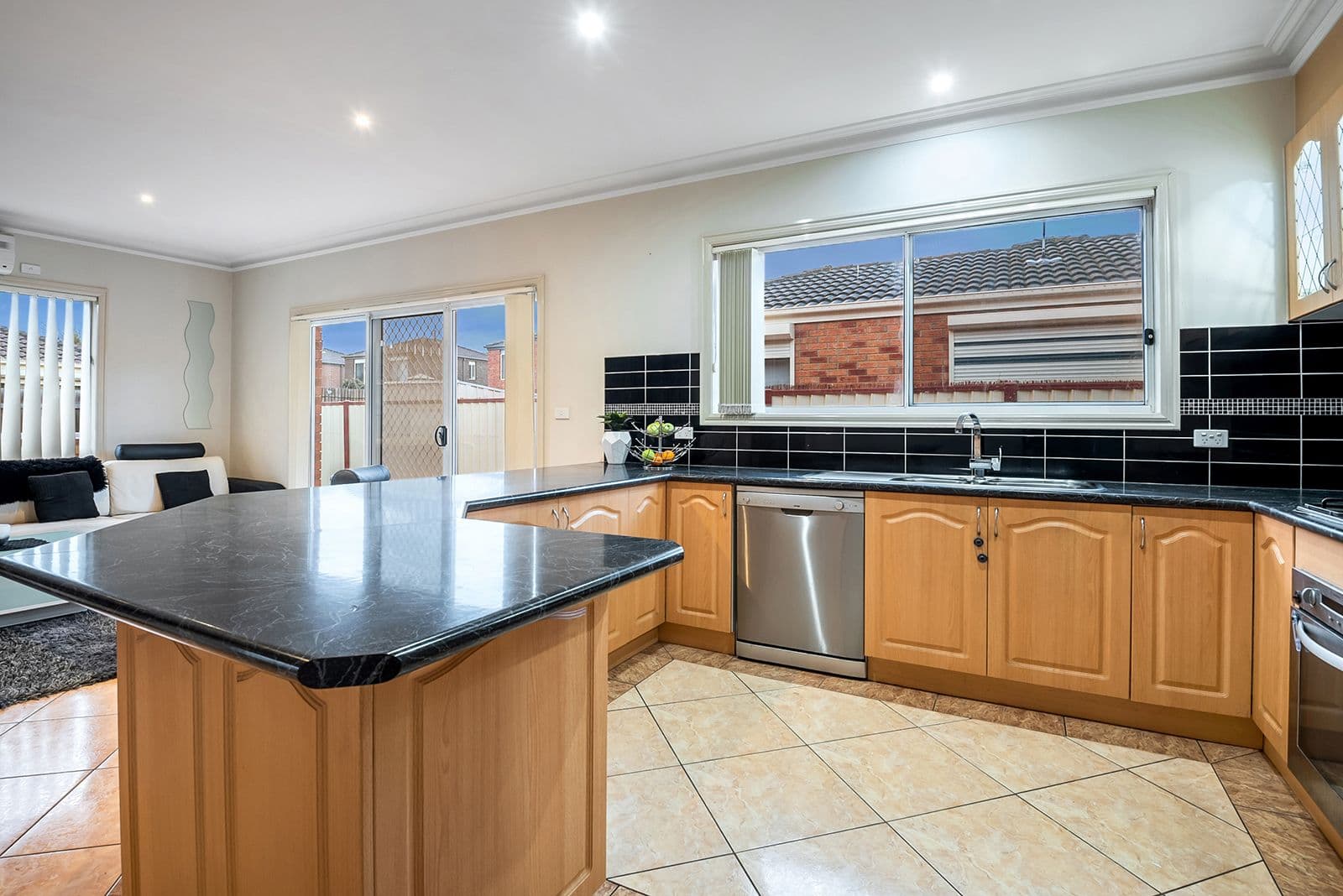 3 Brushwood Circuit, Roxburgh Park VIC 3064, Roxburgh Park - Thumbnail 8