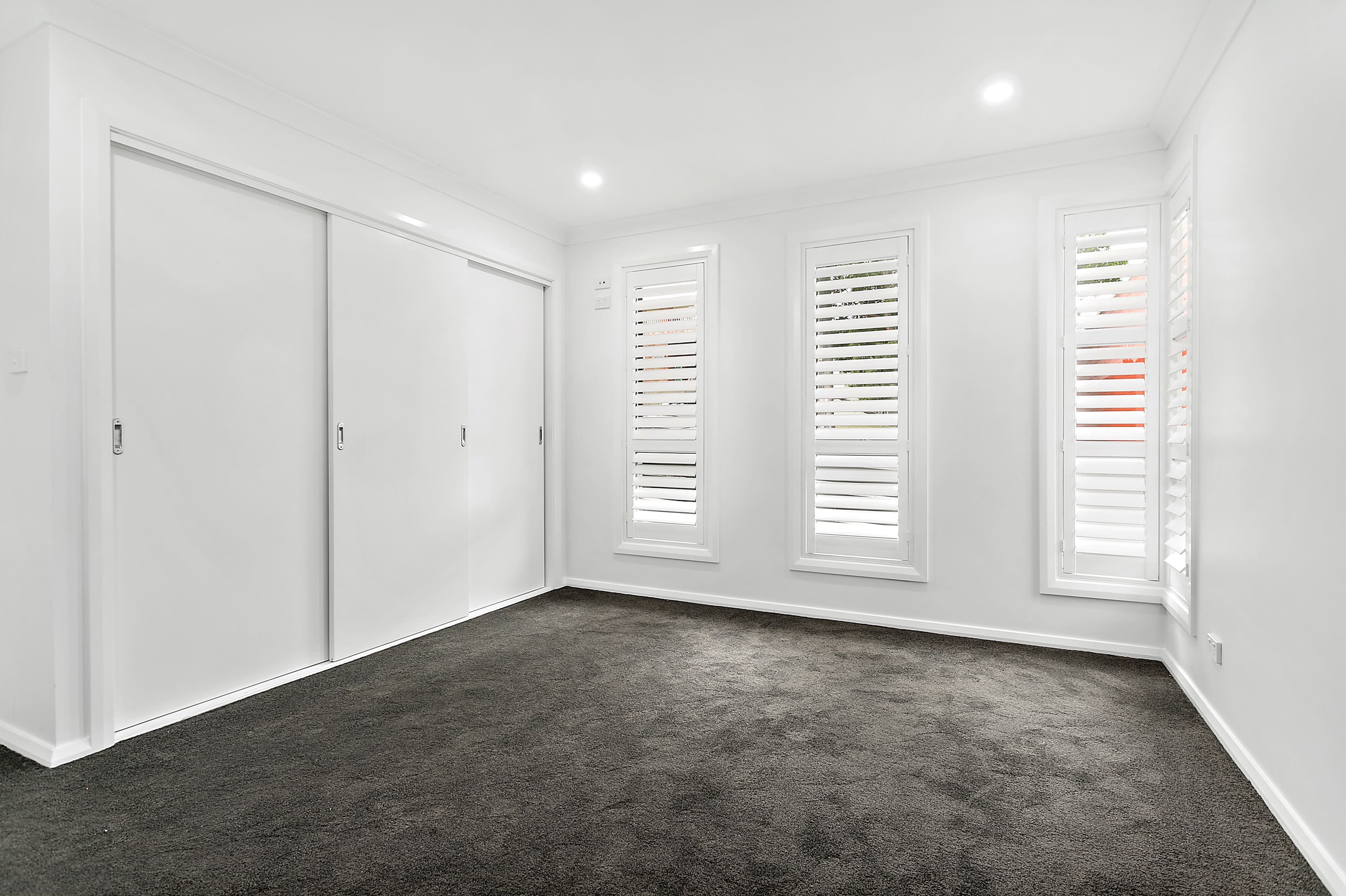 1 Reynolds Lane, Oak Flats - Thumbnail 6