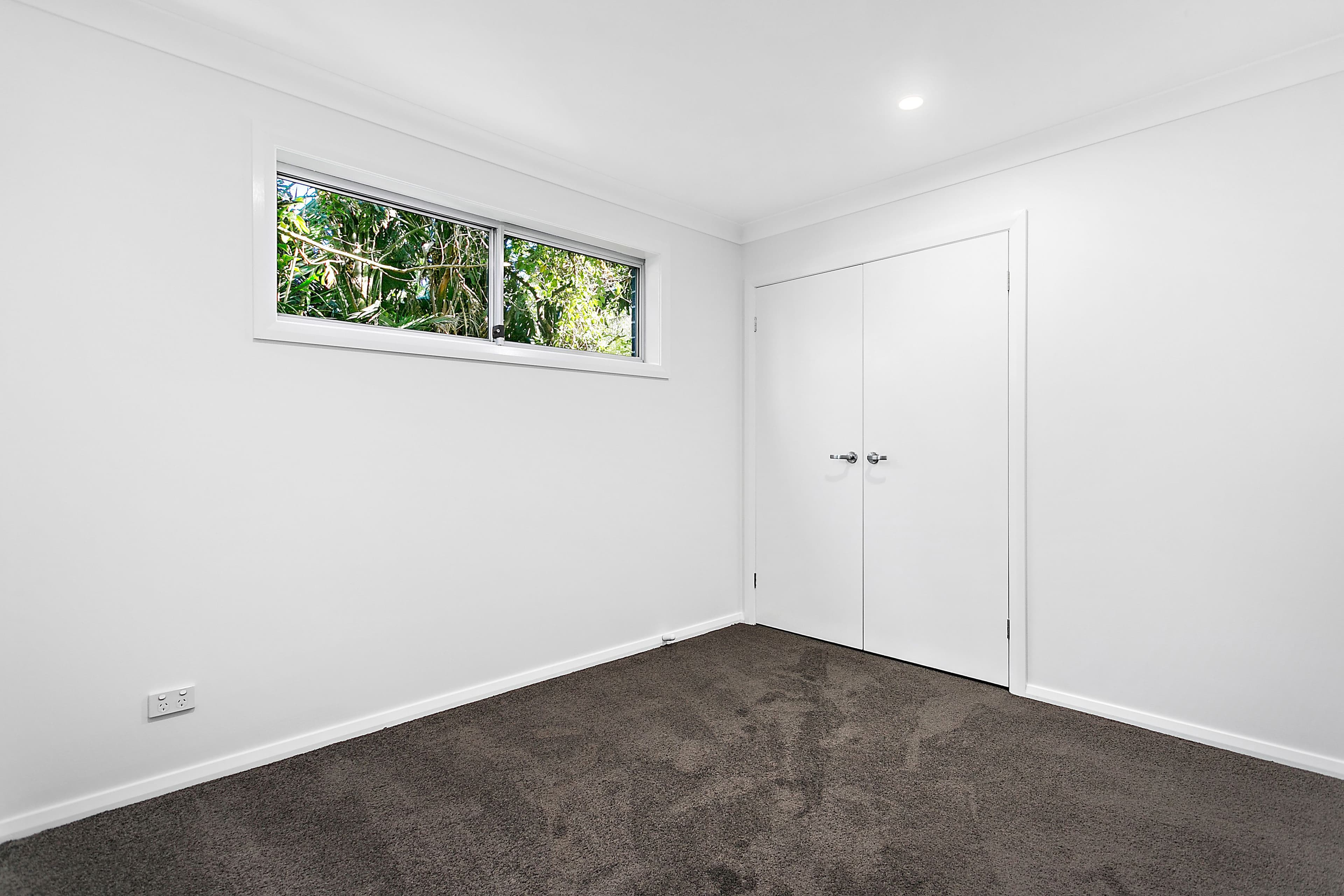 1 Reynolds Lane, Oak Flats - Thumbnail 7