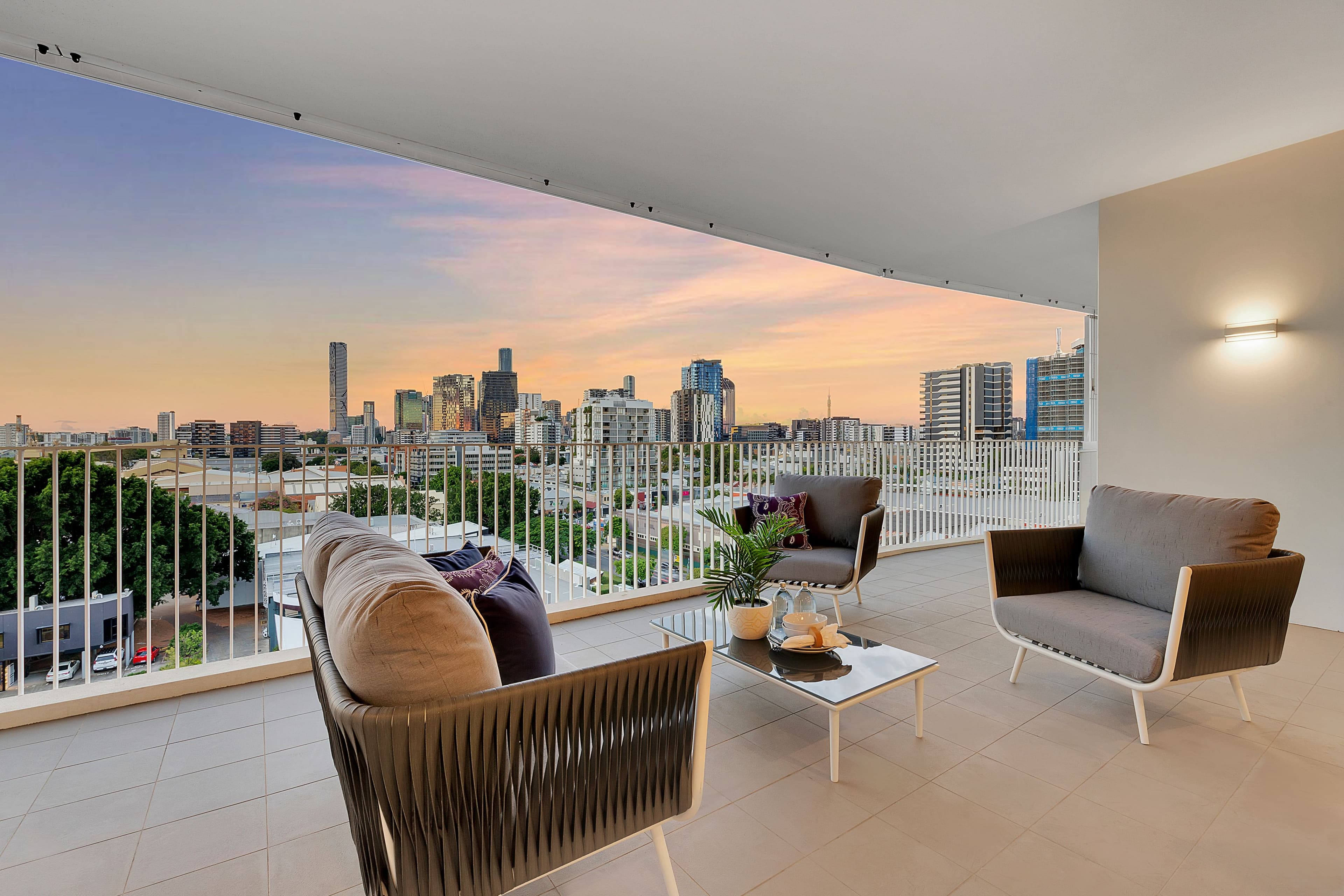 8 Donkin Street, West End QLD 4101, West End - Thumbnail 2