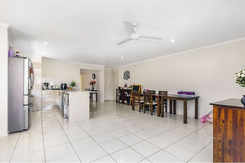 35 Champion Crescent, Griffin QLD 4503, Griffin - Thumbnail 2