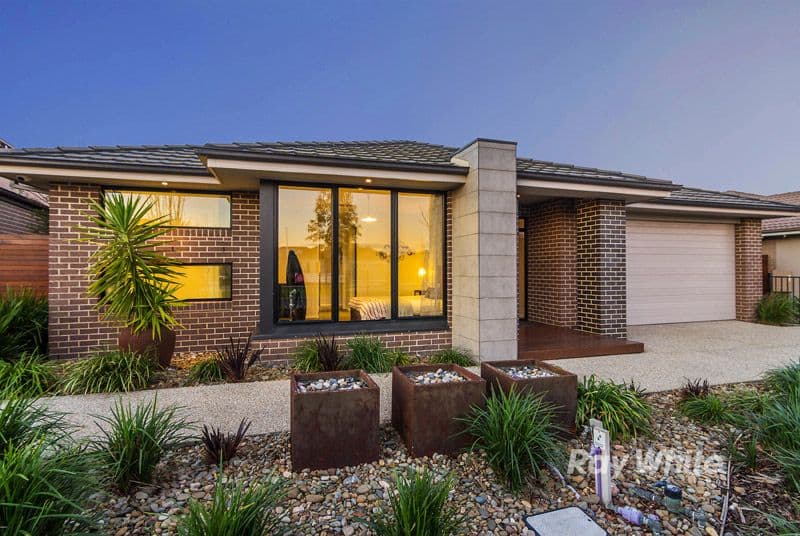 30 Mountainview Boulevard, CRANBOURNE NORTH VIC 3977, Cranbourne North - Image 1