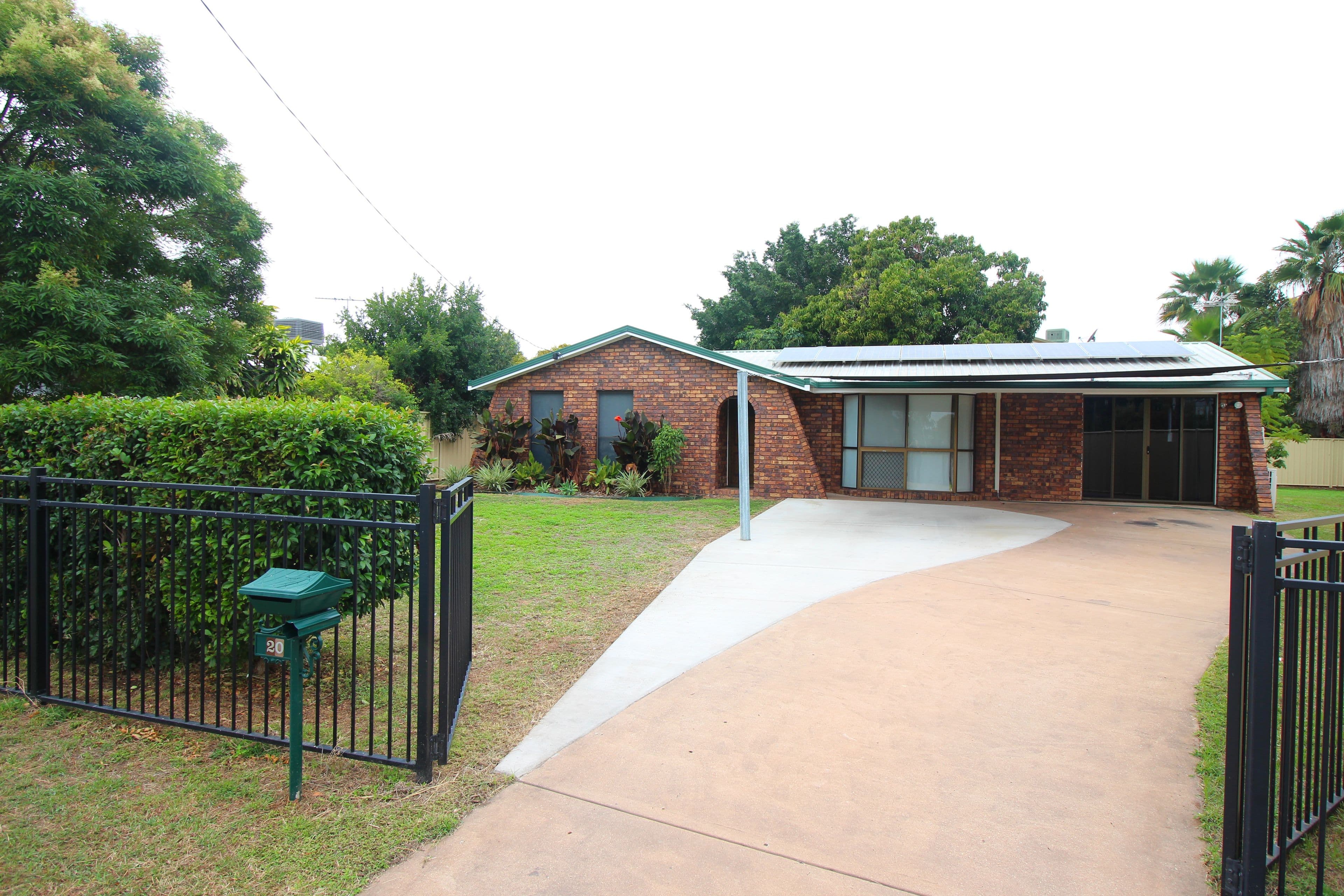 20 Colleen Avenue, Emerald QLD 4720, Emerald - Image 1