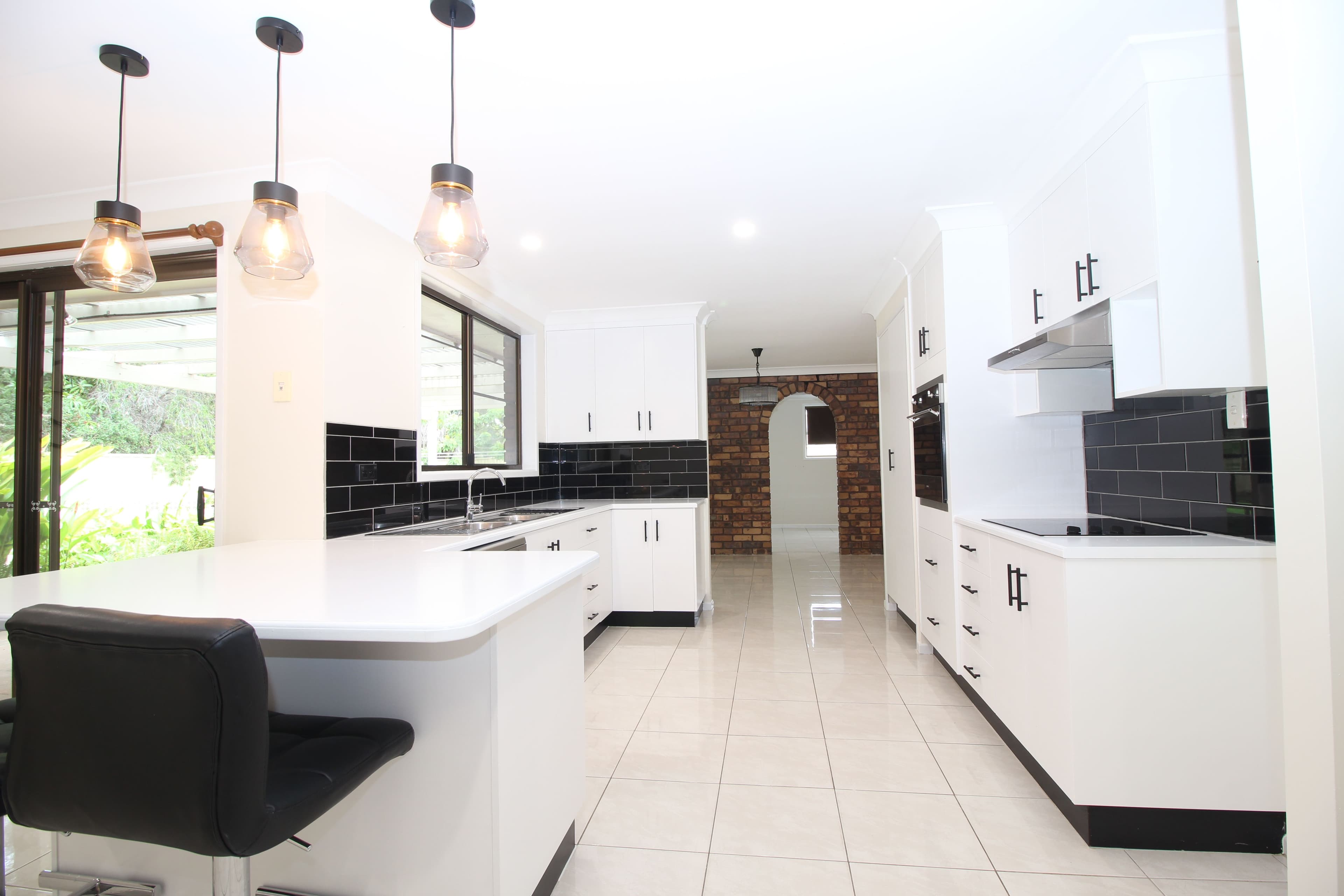 20 Colleen Avenue, Emerald QLD 4720, Emerald - Thumbnail 2